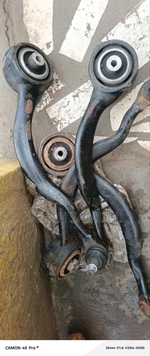 Range Rover Sports /Velar Front Lower Arms