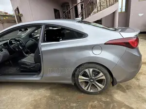 Hyundai Elantra 2015 Gray