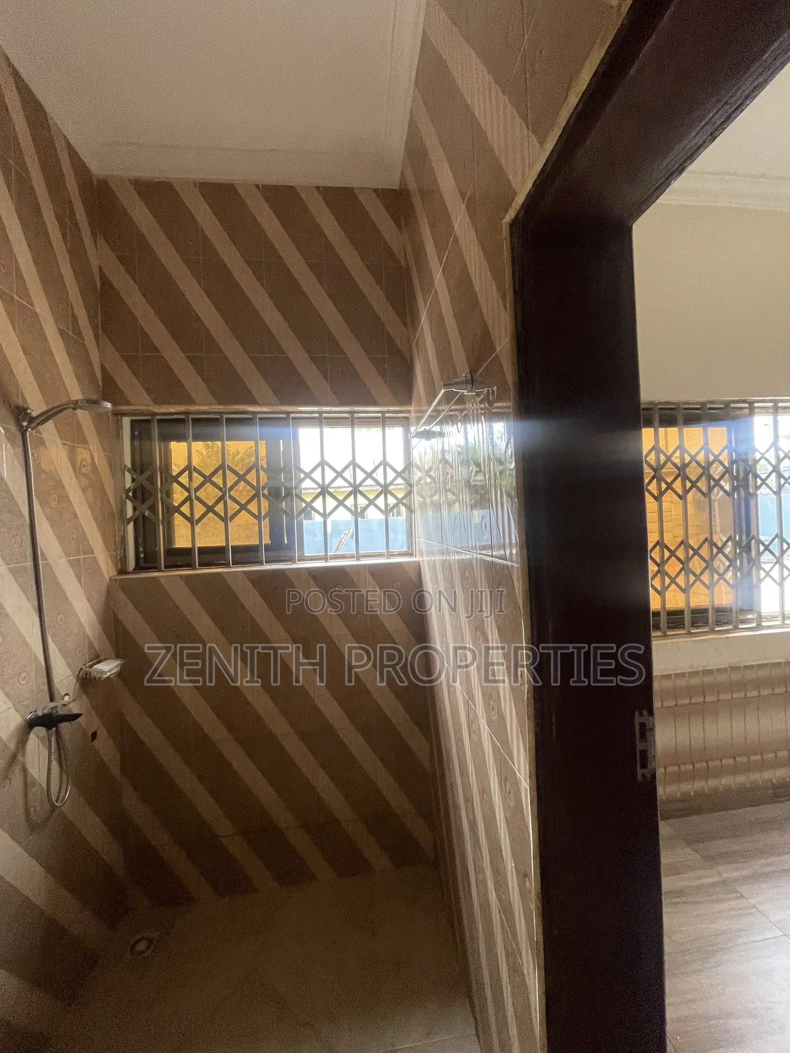 1bdrm Apartment in Zenith Realty, West Hills Mall Area for rent
