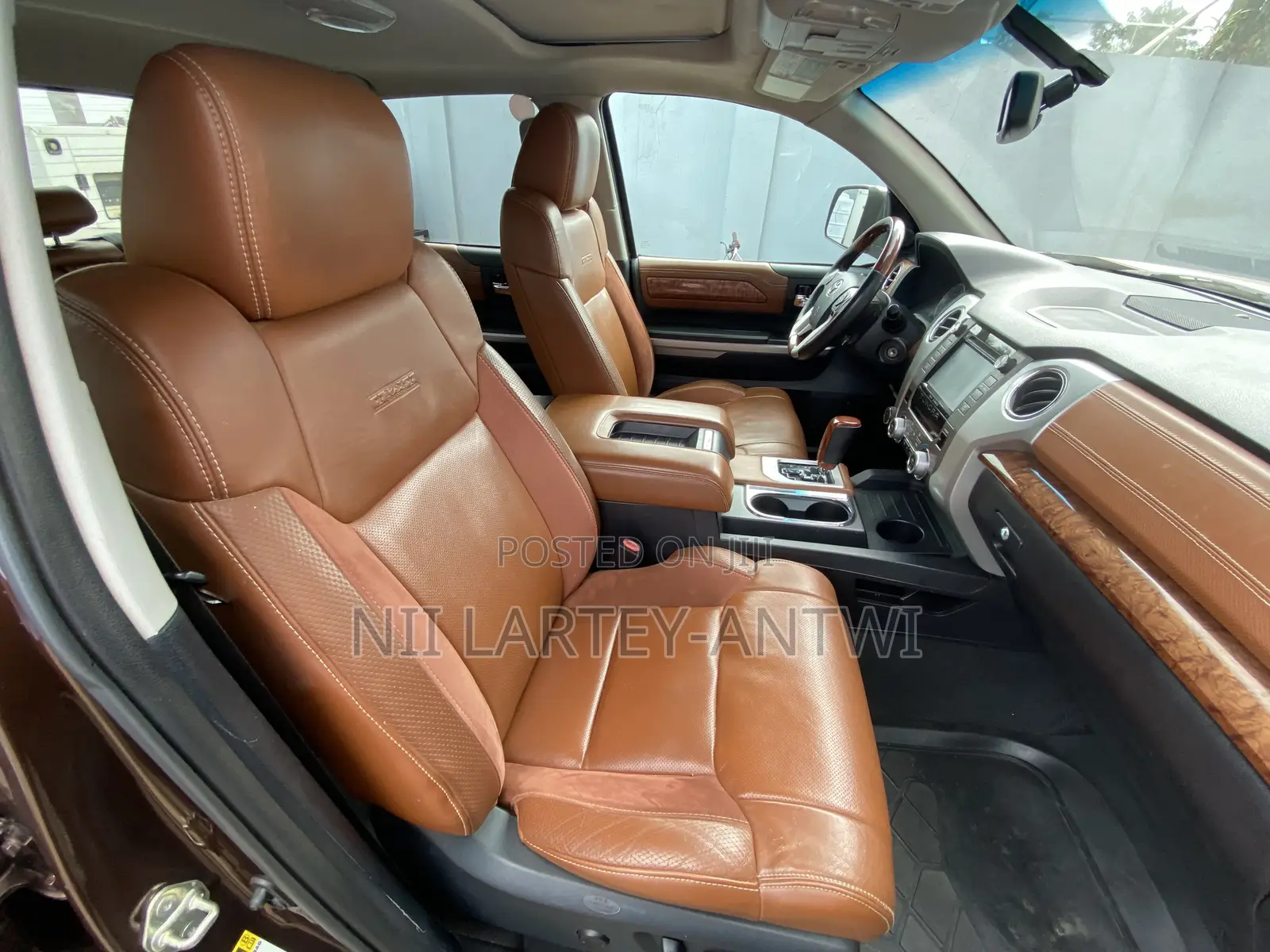 Toyota Tundra 1794 4dr CrewMax 4WD SB (5.7L 8cyl 6A) 2015 Brown