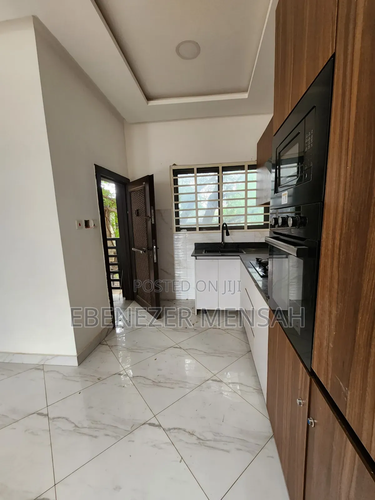 2bdrm Apartment in Adjiringanor, Ability for rent
