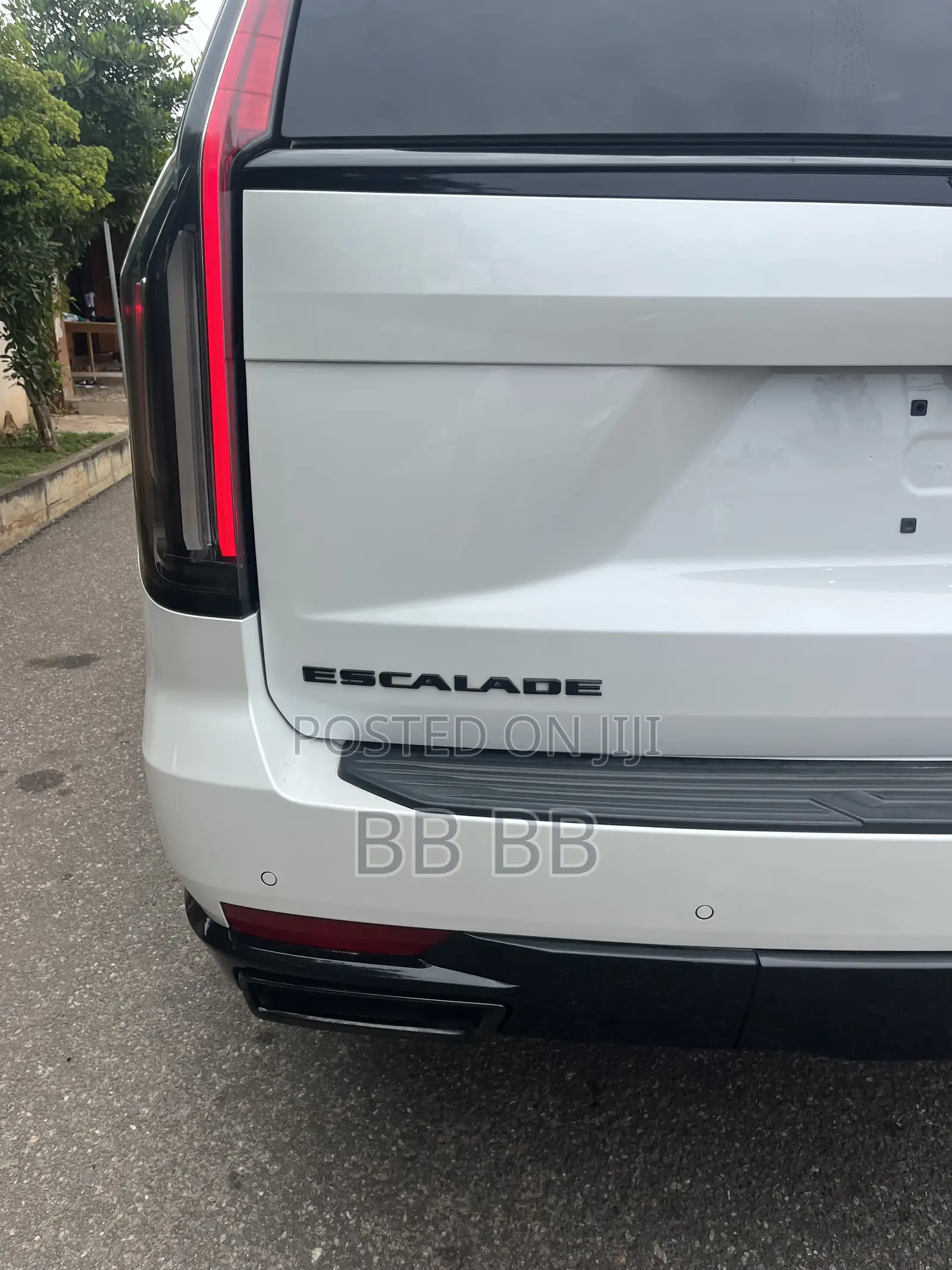 Cadillac Escalade 2023 White
