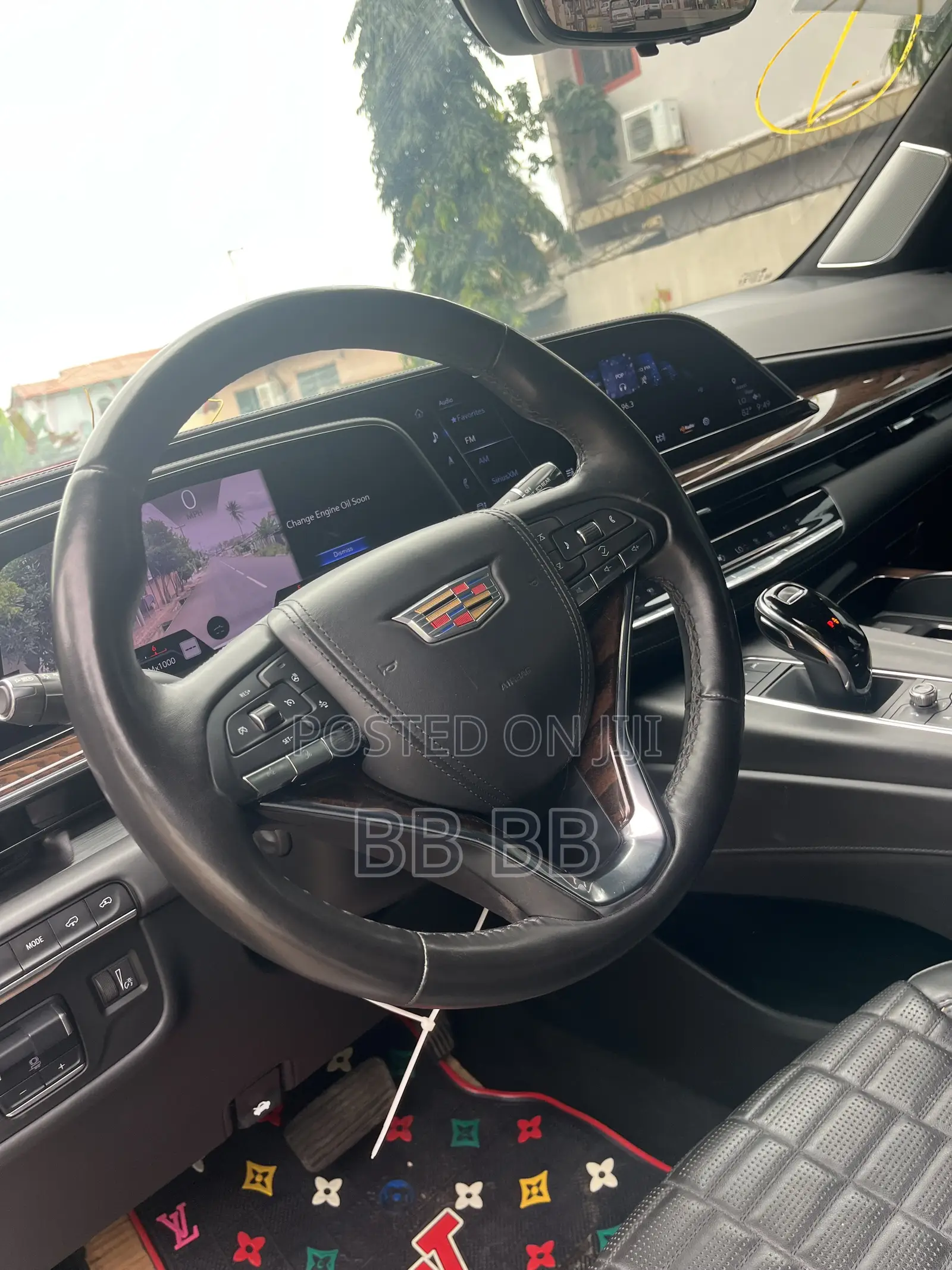 Cadillac Escalade 2023 White