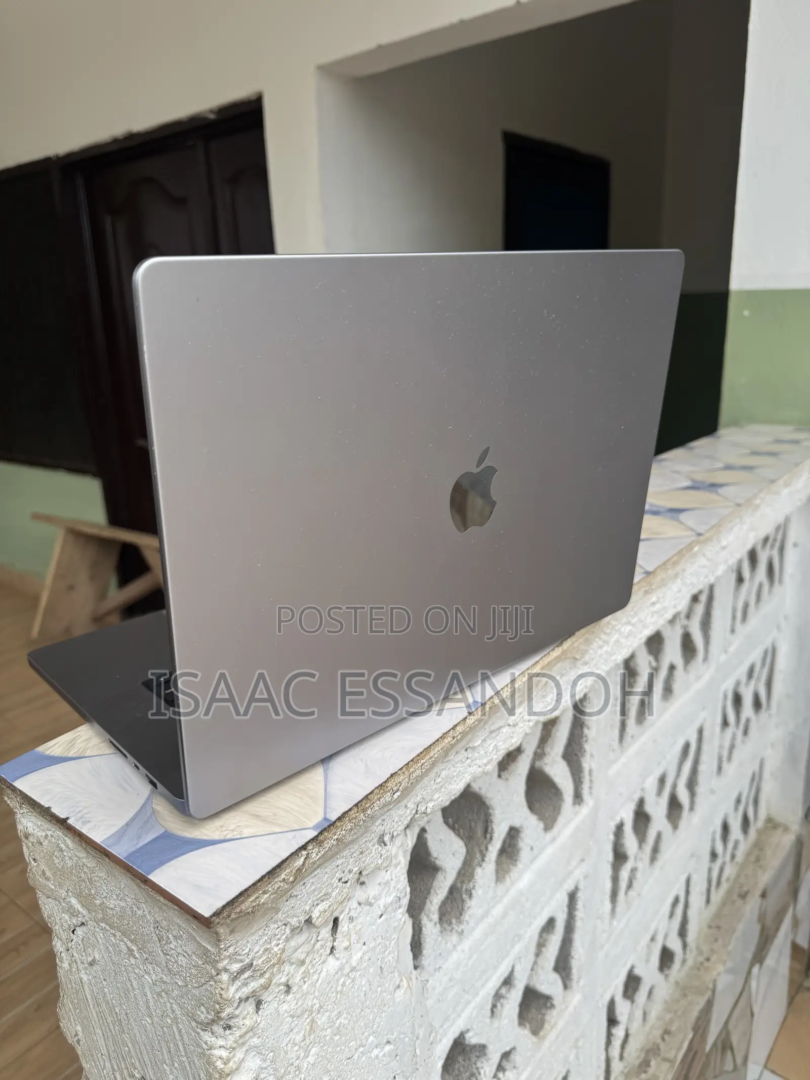 Laptop Apple MacBook Pro 2021 M1 32GB Apple M1 Pro SSD 512GB