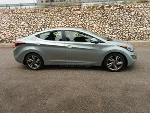 Hyundai Elantra 2015 Silver