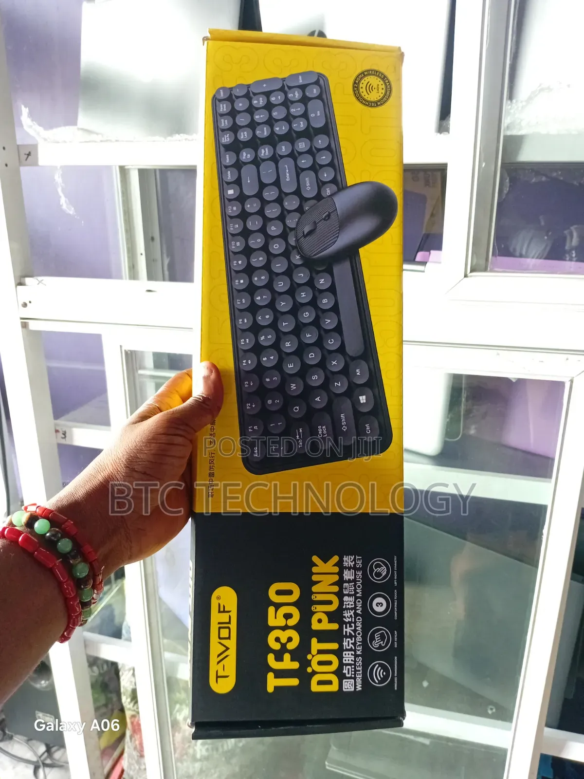 Twovlf Tf350 Wireless Keyboard With Mouse No Light