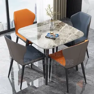 Luxurious Dinner Set 4 Chairs and a Table