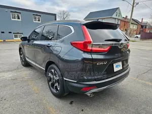 Honda CR-V Touring AWD 2018 Gray
