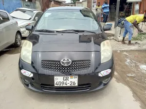 Toyota Yaris 2010 Black