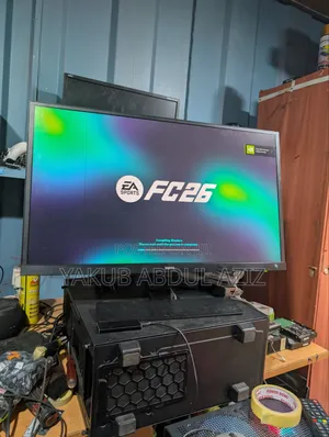 32 Inches Resolution Monitor