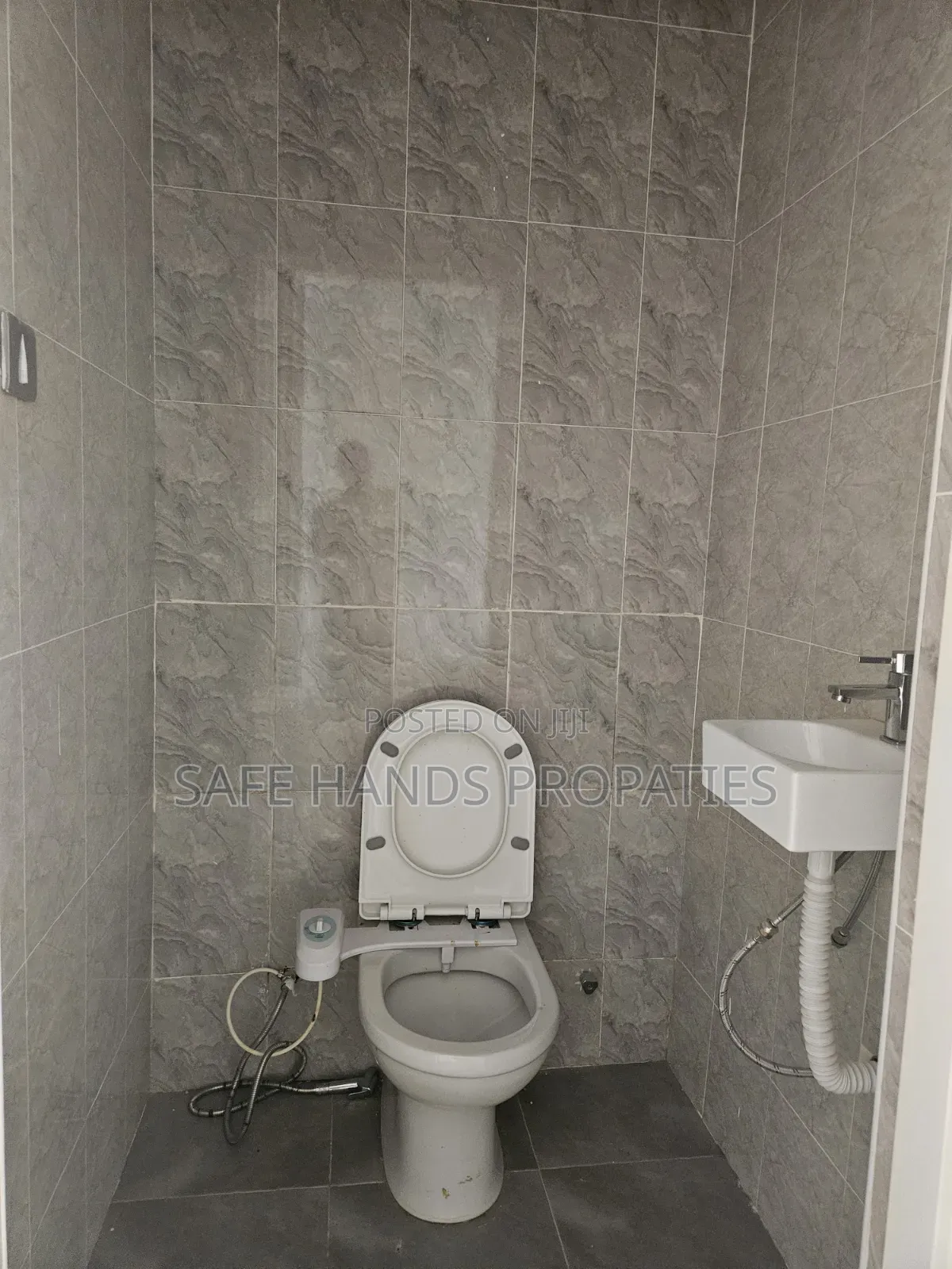 Furnished 3bdrm Apartment in Adenta Sakora, Accra Metropolitan for rent