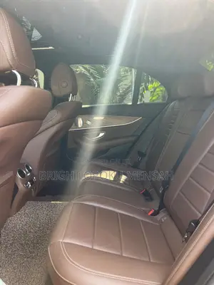 Mercedes-Benz E300 2021 Black