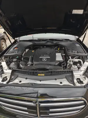 Mercedes-Benz E300 2021 Black