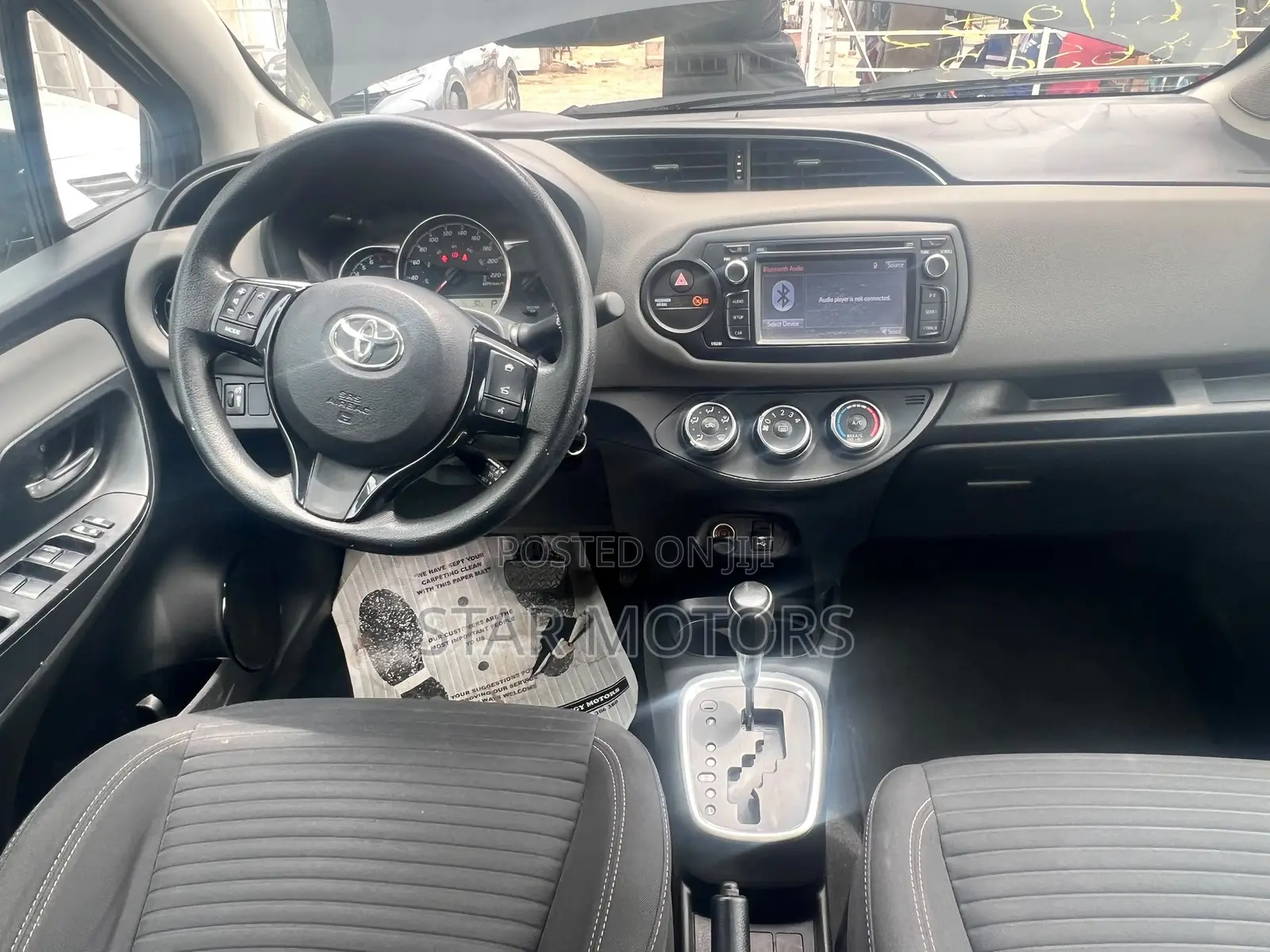 Toyota Yaris 2018 Black