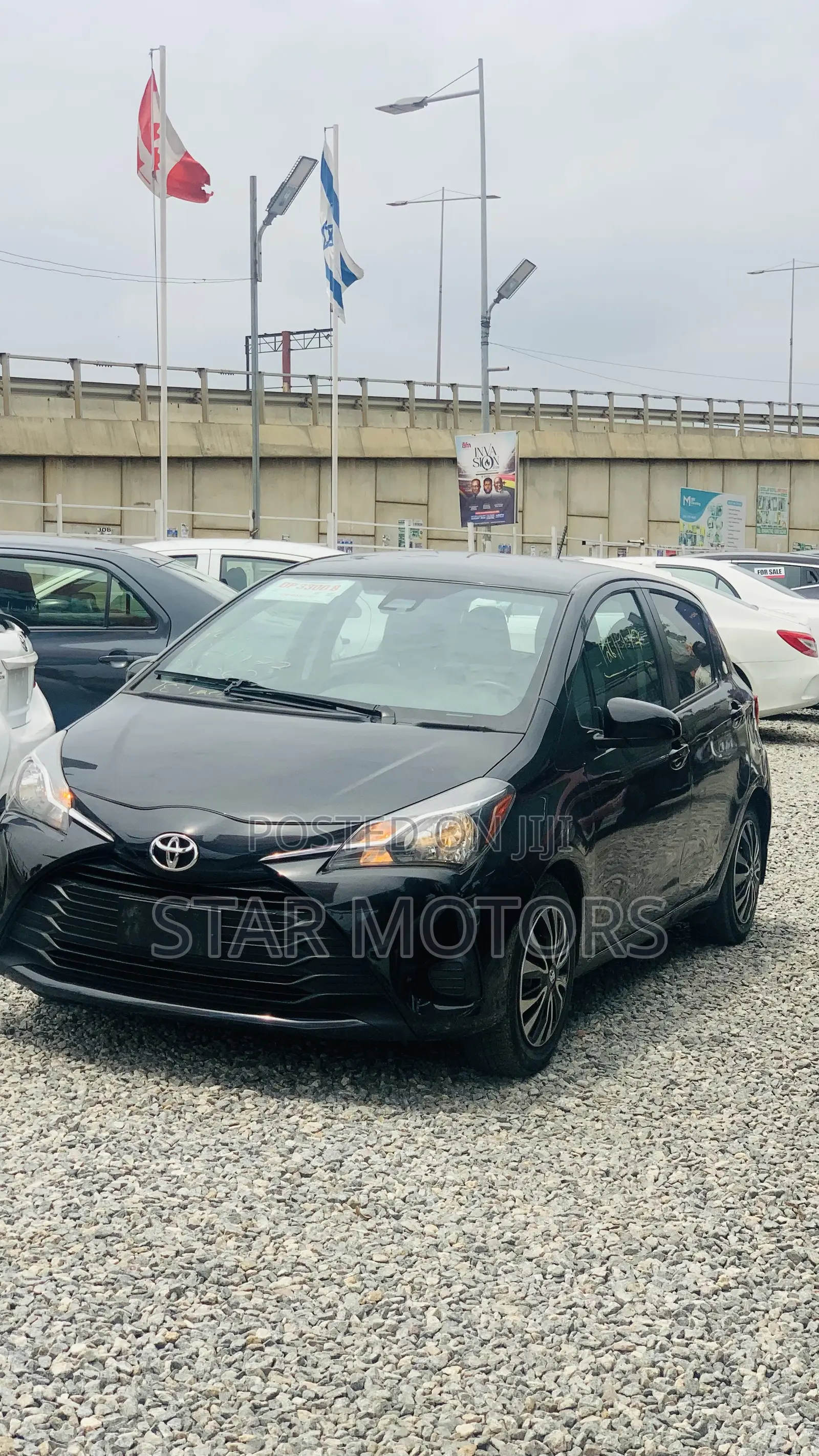 Toyota Yaris 2018 Black