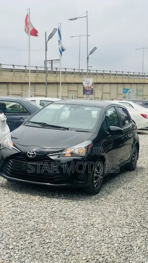 Toyota Yaris 2018 Black