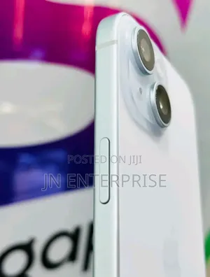 New Apple iPhone 15 256 GB White