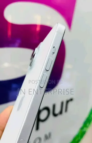 New Apple iPhone 15 256 GB White