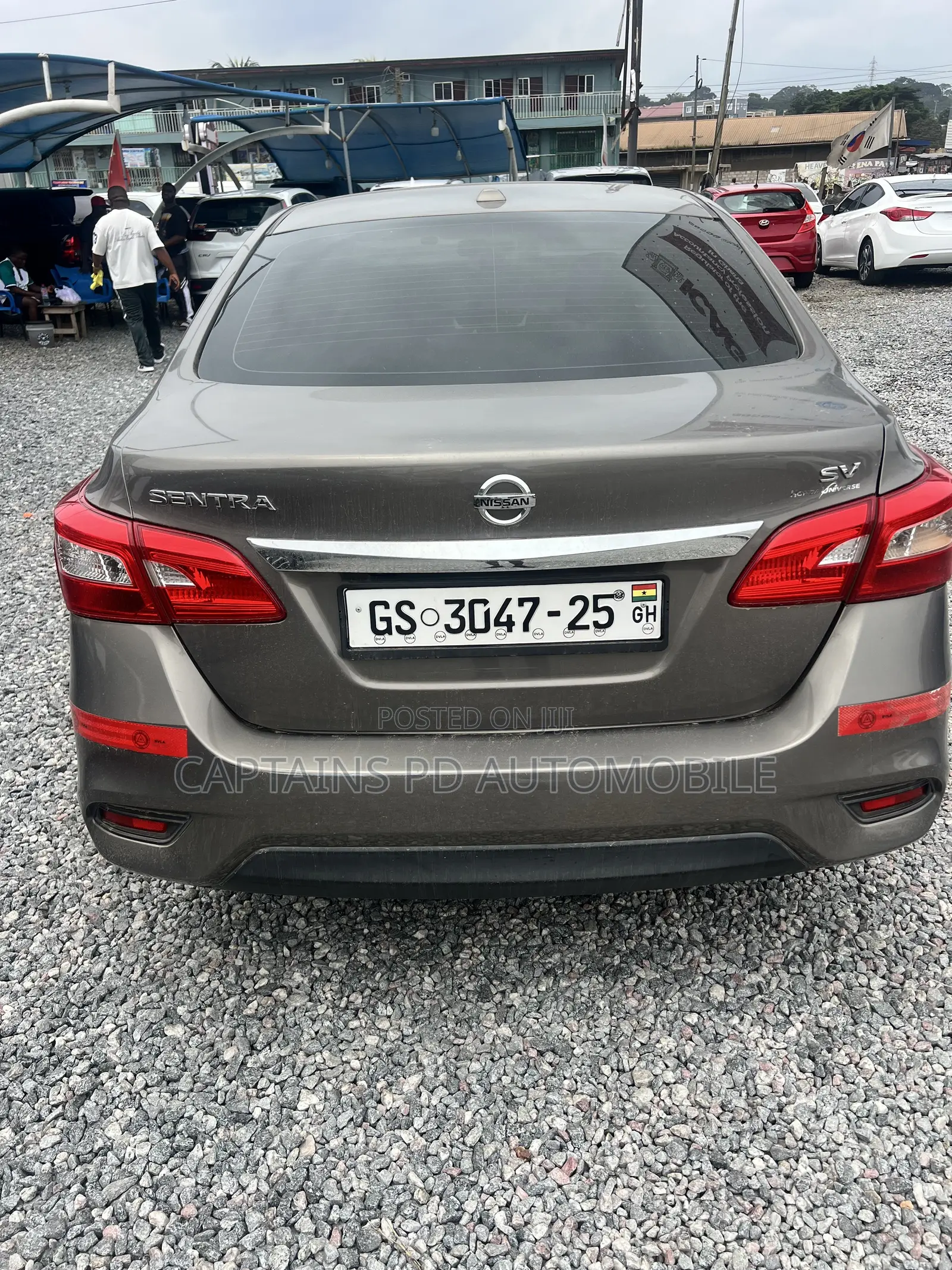 Nissan Sentra 2017 Brown