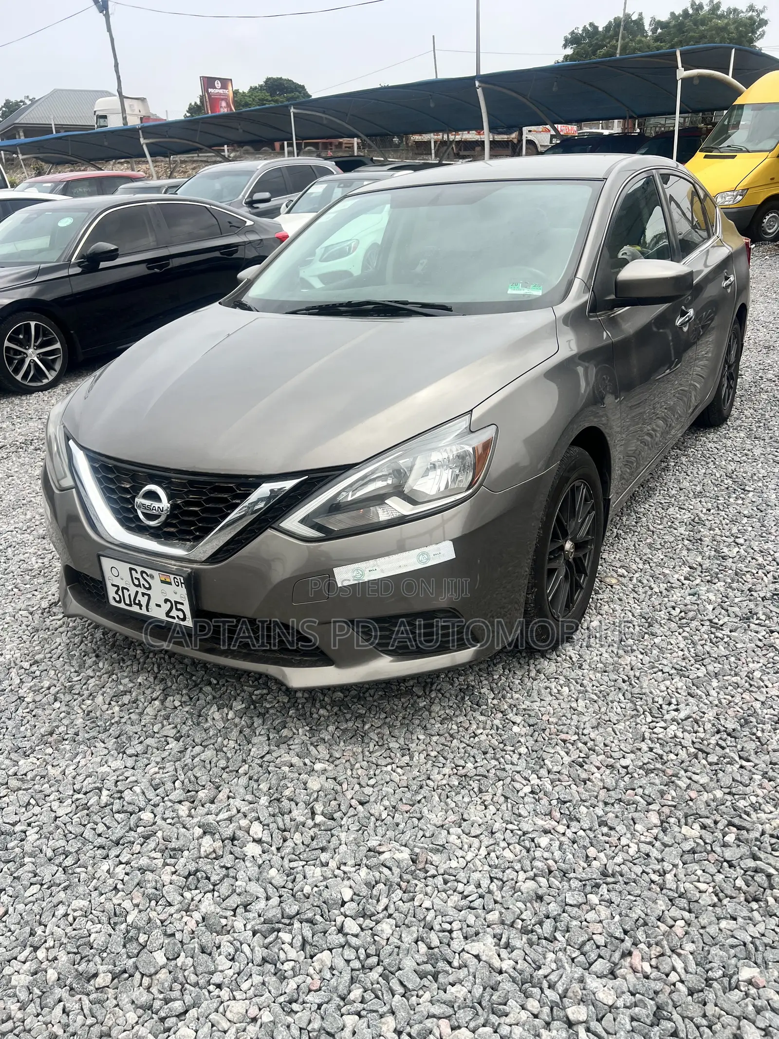 Nissan Sentra 2017 Brown