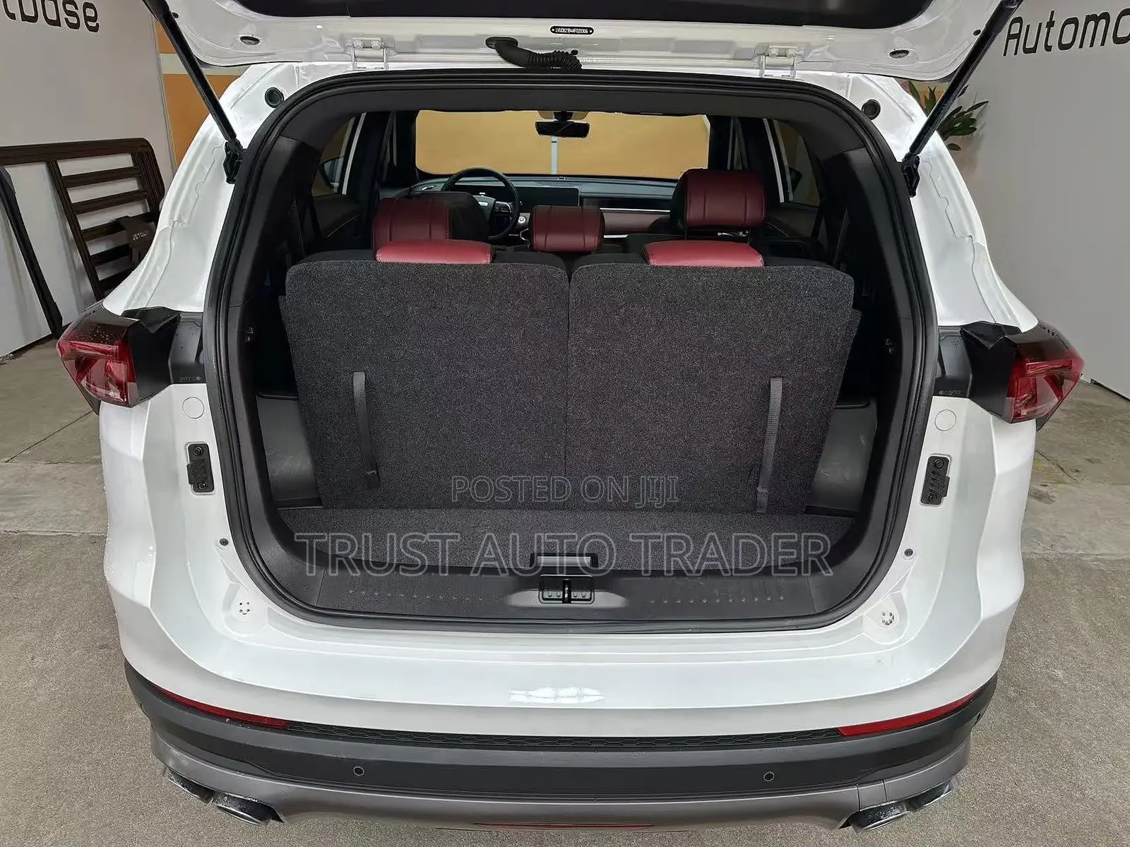 Jetour X70 Plus 1.5 7-Seater FWD 2022 White