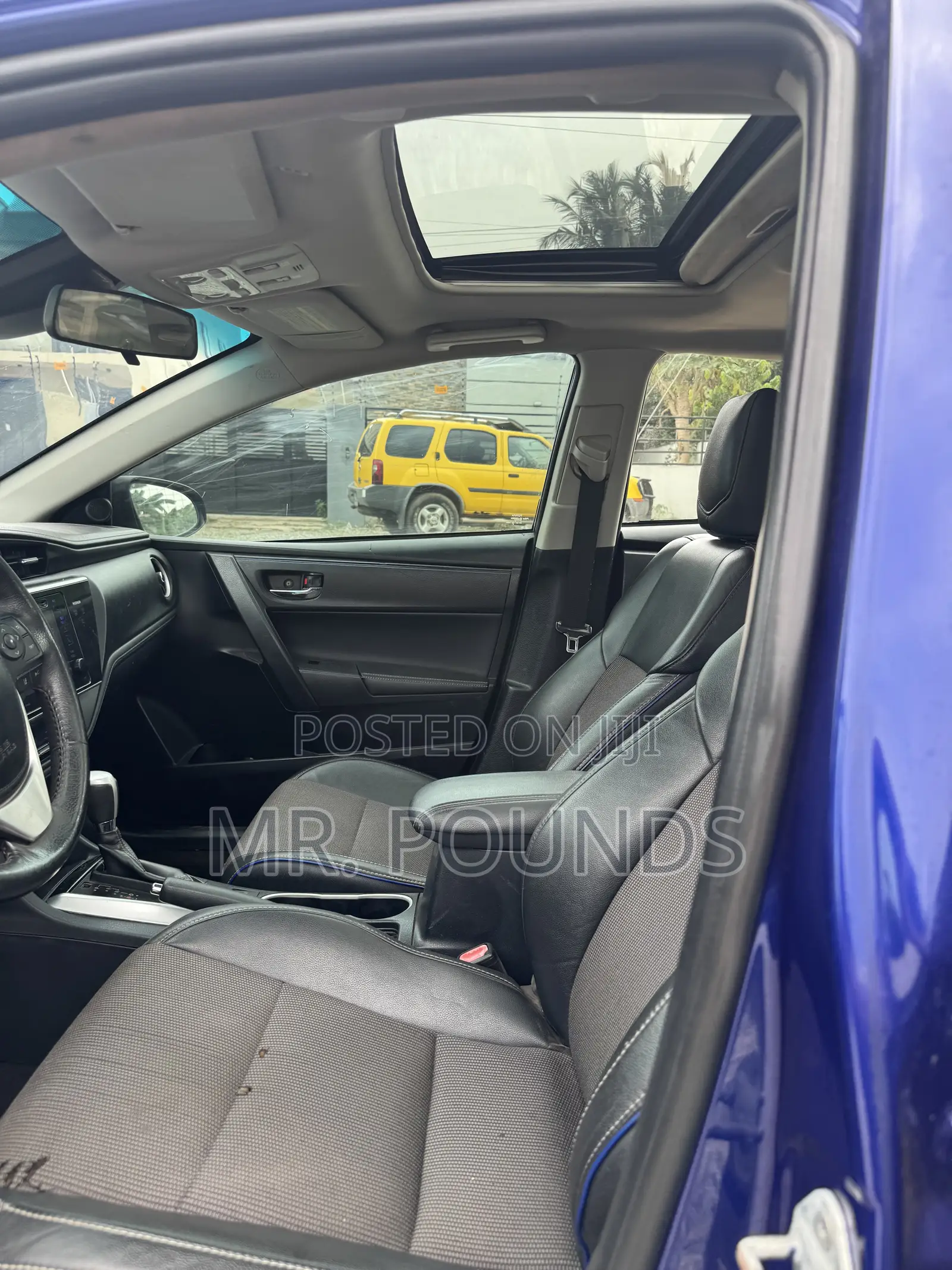 Toyota Corolla 2017 Blue