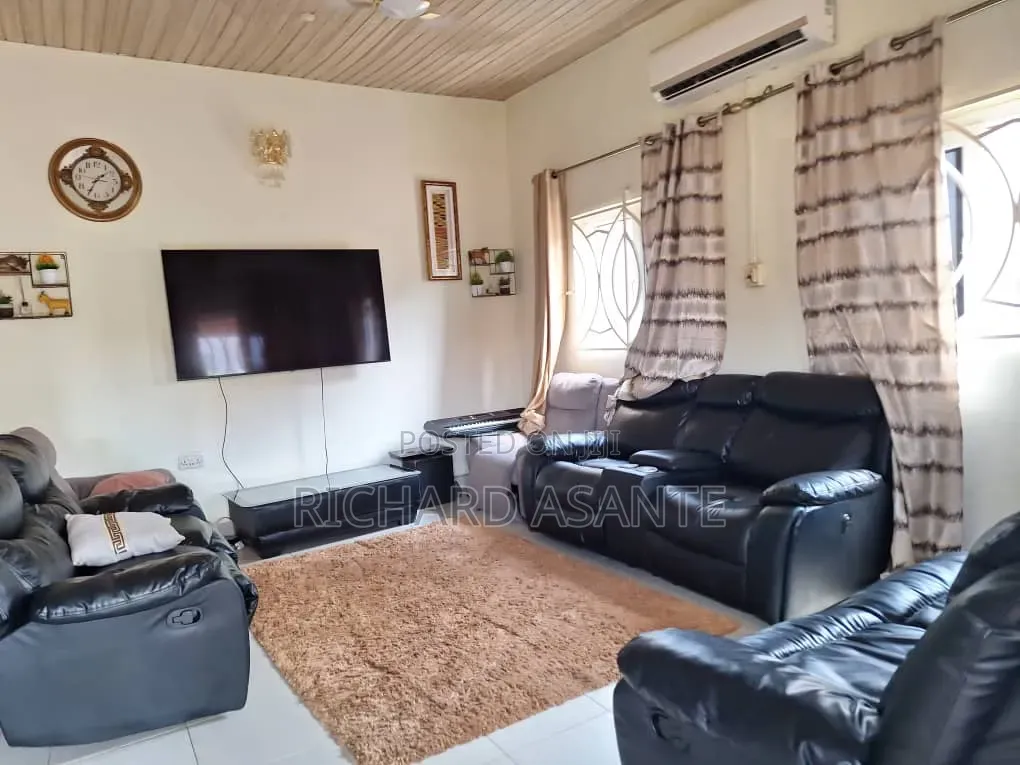 3bdrm House in Manet Palms Estate for sale