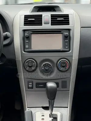 Toyota Corolla S 5-Speed 2013 Black