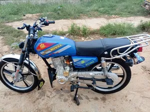 New Royal RY125 2026 Blue