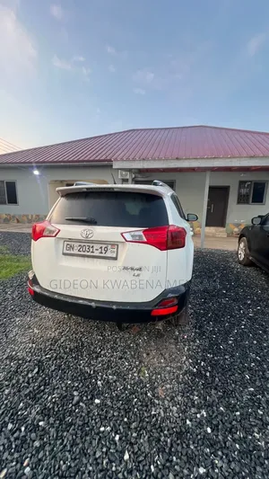 Toyota RAV4 2015 White