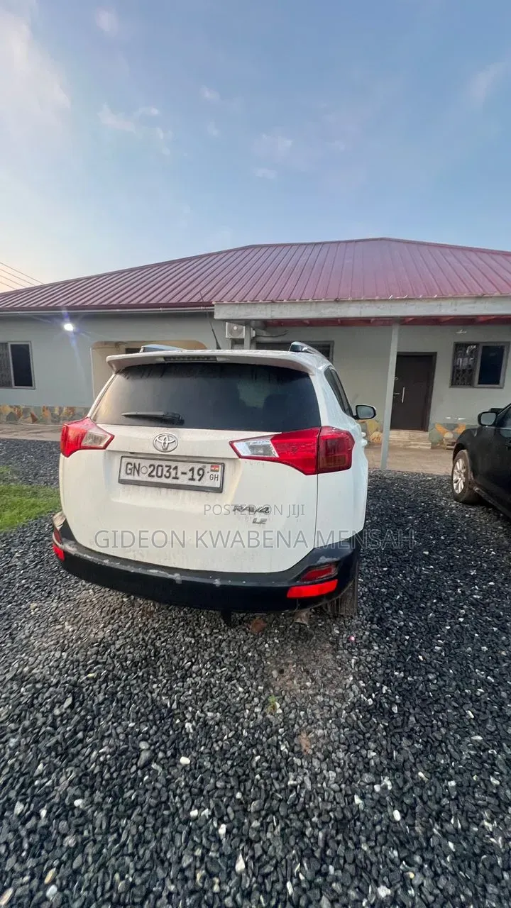 Toyota RAV4 2015 White