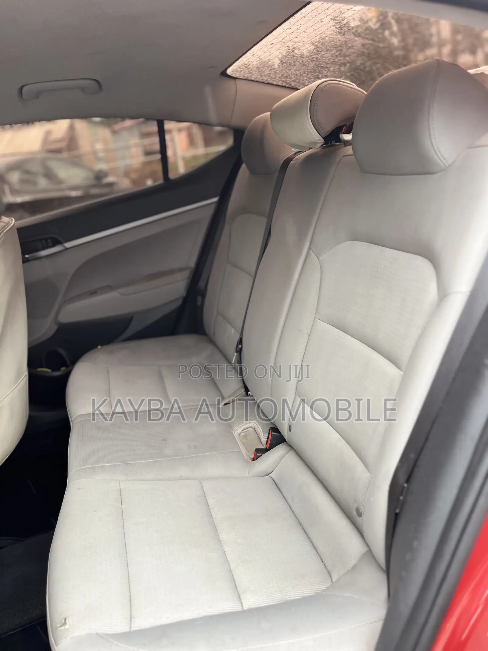 Hyundai Elantra 2017 Red