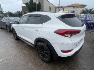 Hyundai Tucson 2018 White