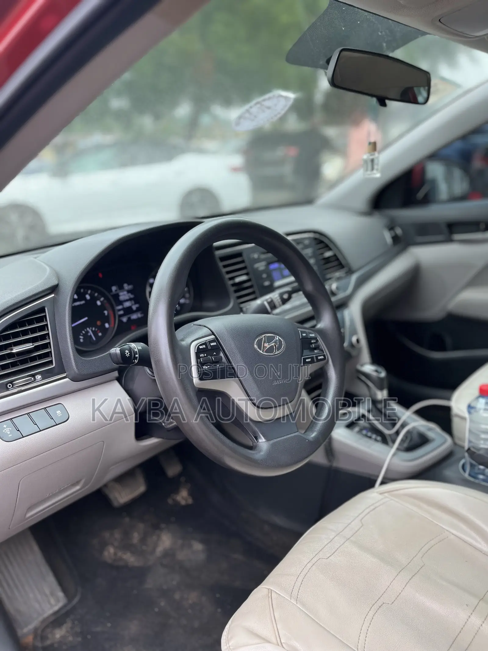Hyundai Elantra 2017 Red