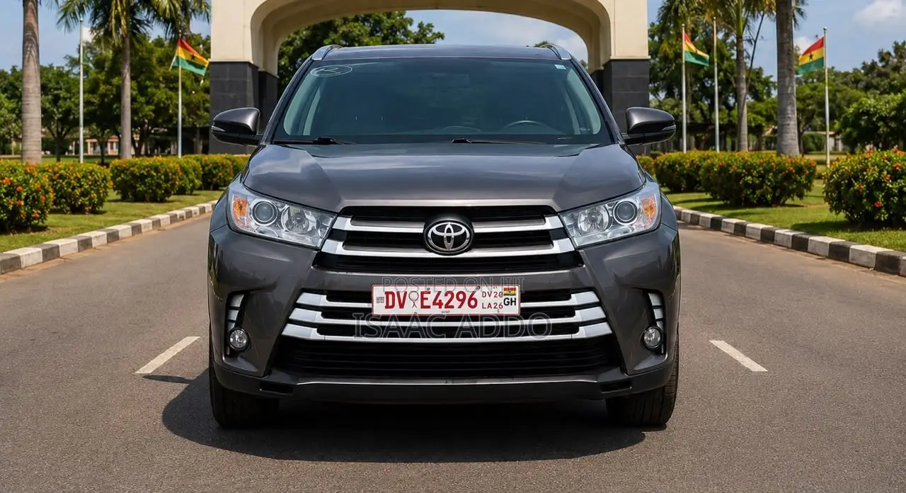 Toyota Highlander XLE 2019 Gray