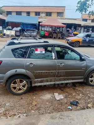 Pontiac Vibe 2010 Silver