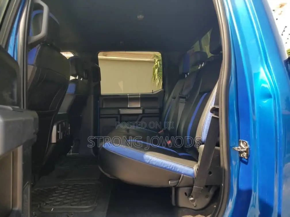 Ford F-150 2020 Blue