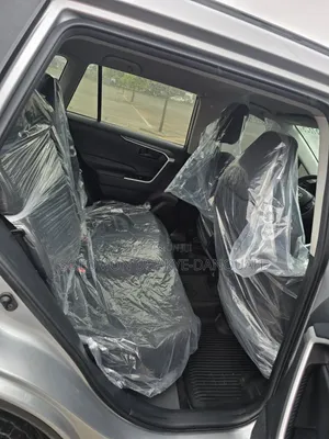 Toyota RAV4 2021 Silver