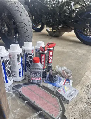 Suzuki 2023 Blue