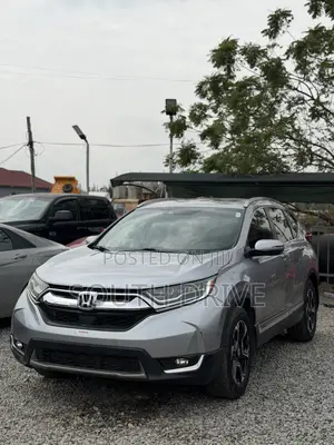 Honda CR-V Touring AWD 2019 Silver