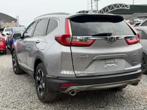 Honda CR-V Touring AWD 2019 Silver