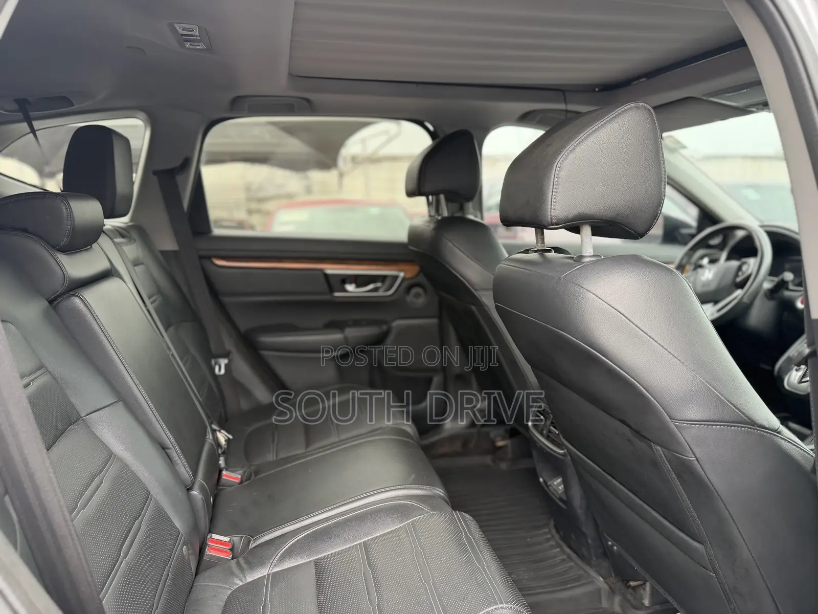 Honda CR-V Touring AWD 2019 Silver