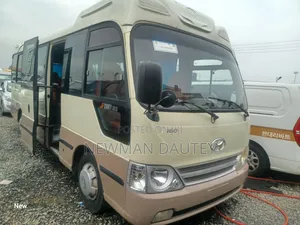 Hyundai County 2015 Beige