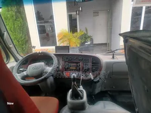 Hyundai County 2015 Beige