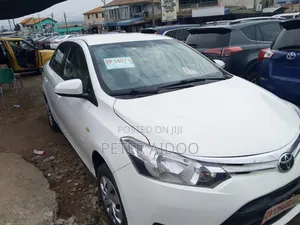Toyota Yaris 2016 White