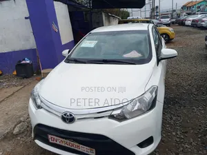 Toyota Yaris 2016 White