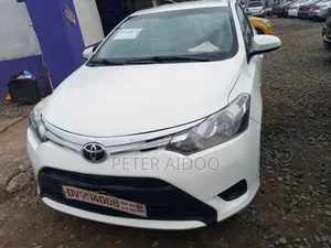 Toyota Yaris 2016 White