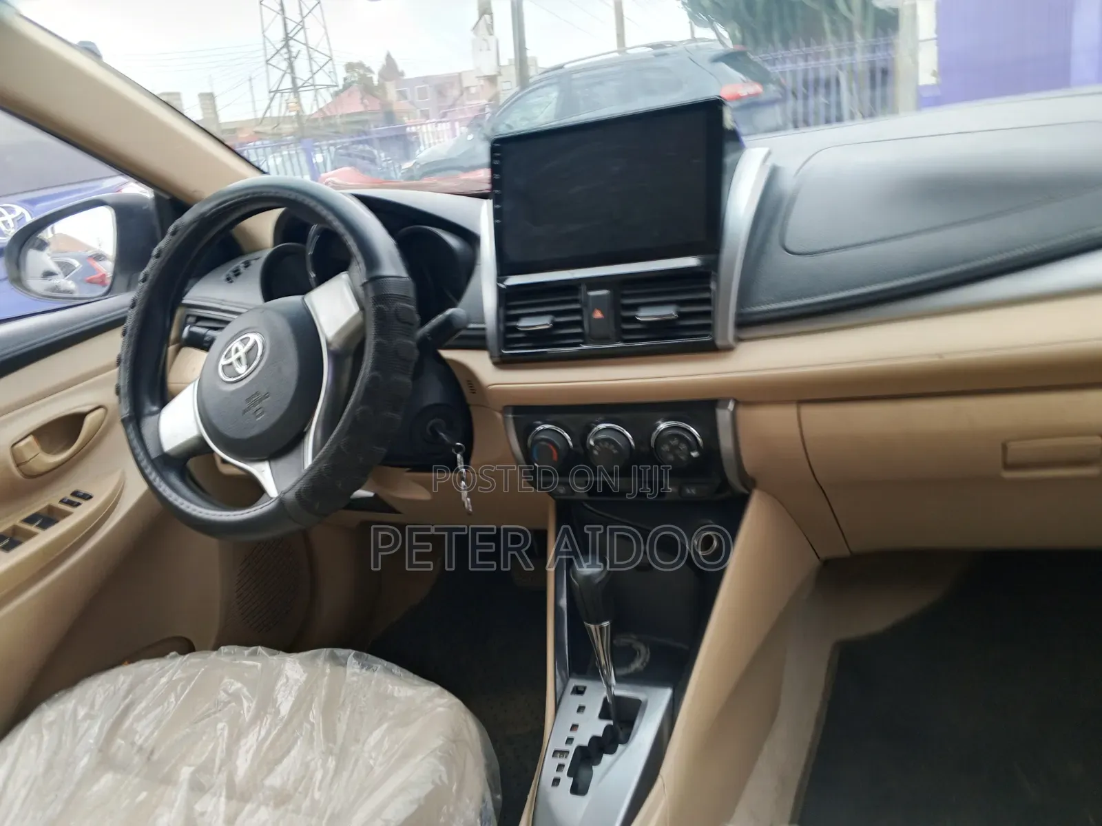 Toyota Yaris 2016 White