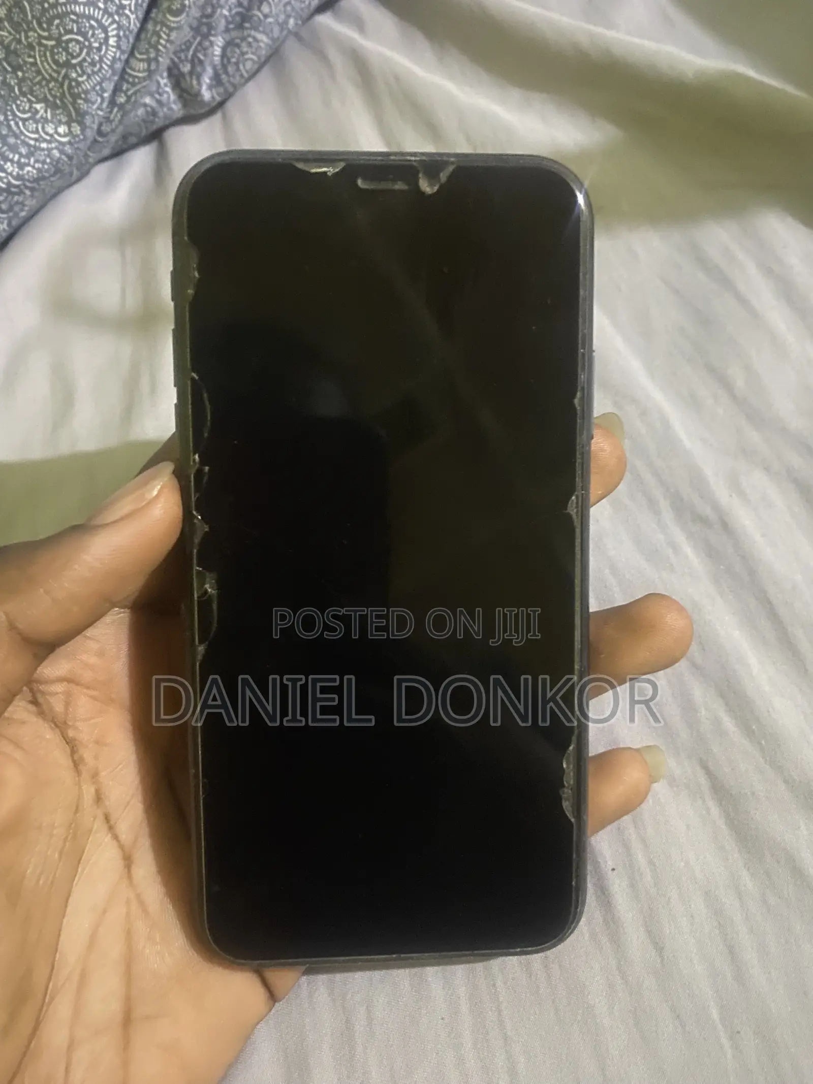 Apple iPhone 11 64 GB Black