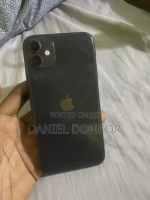 Apple iPhone 11 64 GB Black